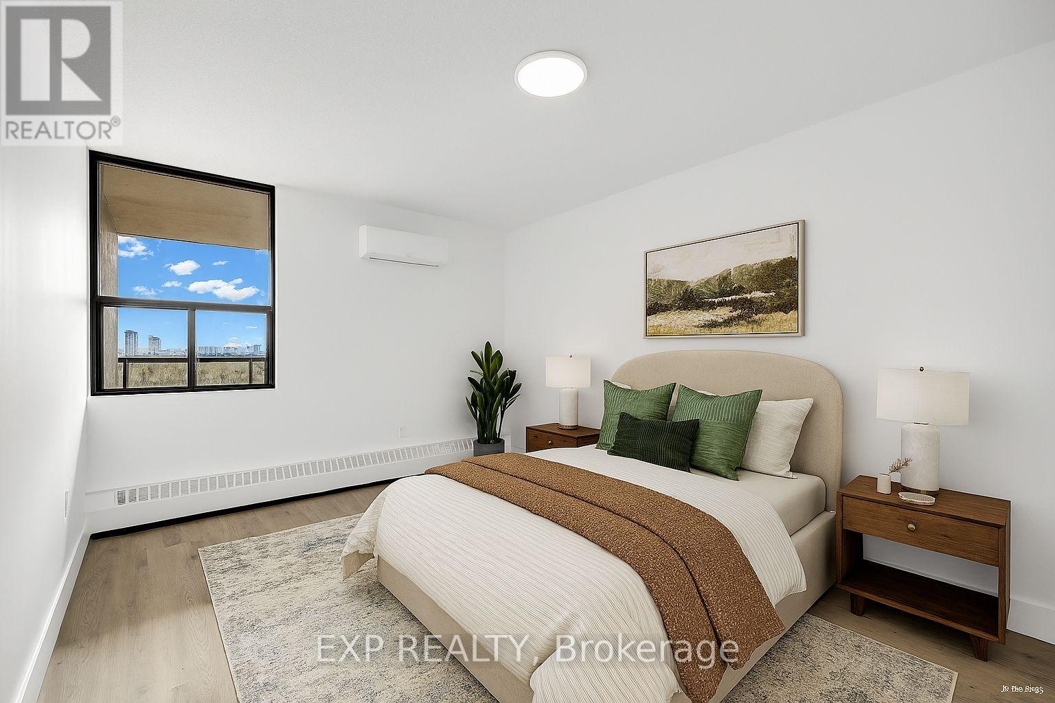 Photo 10 of 907 45 Sunrise Avenue, Toronto ON