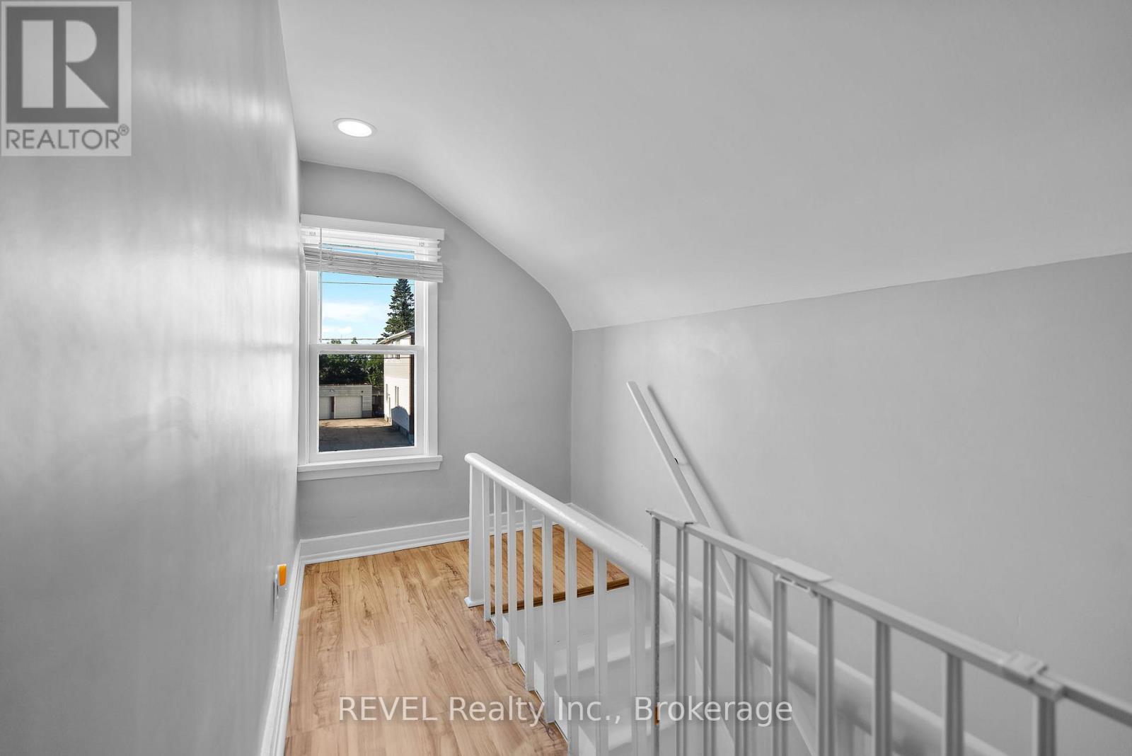 Photo 14 of 206 Bell Street, Port Colborne ON