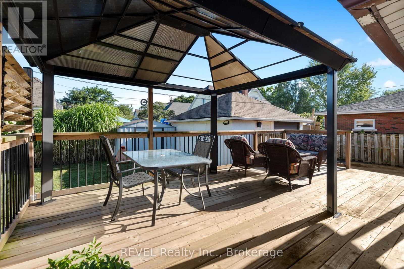 Photo 22 of 206 Bell Street, Port Colborne ON