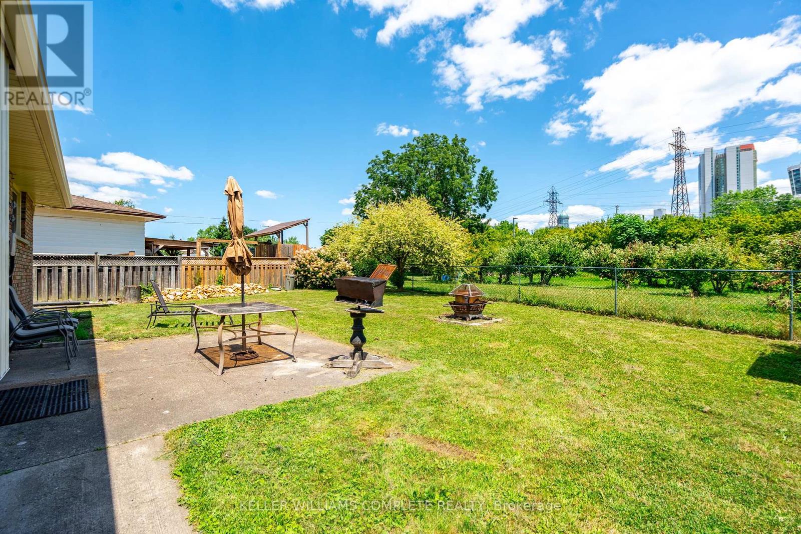 Photo 30 of 5712 Sunnylea Crescent, Niagara Falls ON