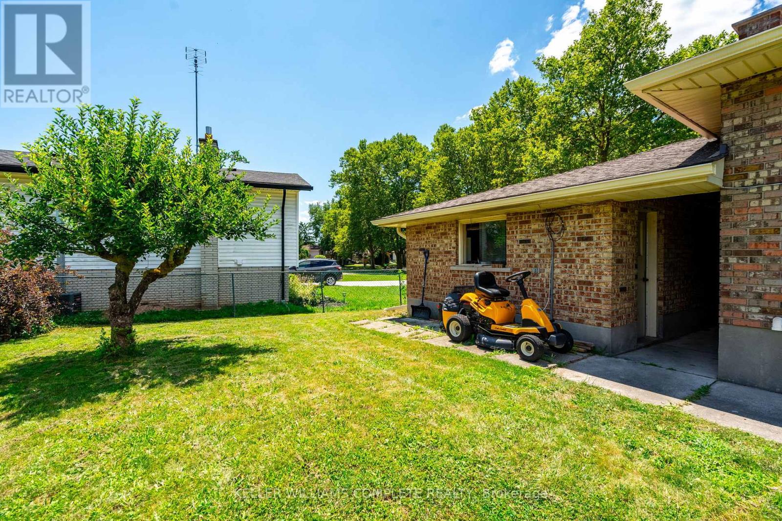 Photo 31 of 5712 Sunnylea Crescent, Niagara Falls ON