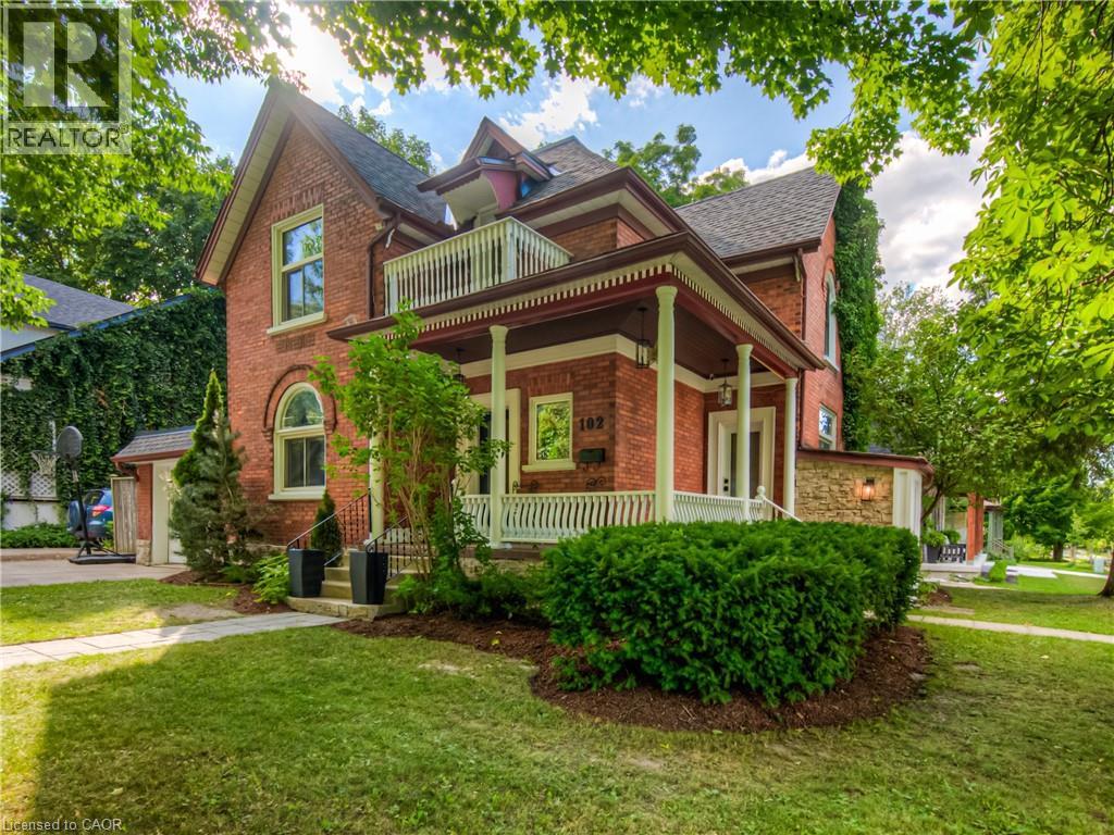Photo 3 of 102 William Street W, Waterloo ON