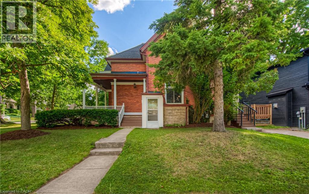 Photo 4 of 102 William Street W, Waterloo ON