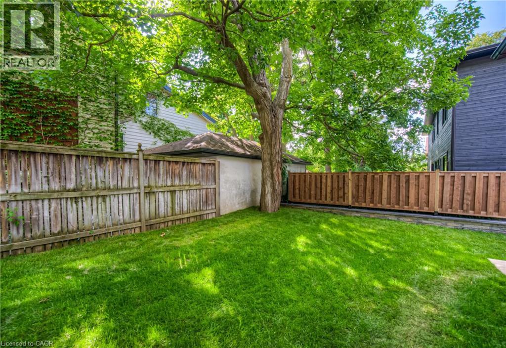 Photo 47 of 102 William Street W, Waterloo ON
