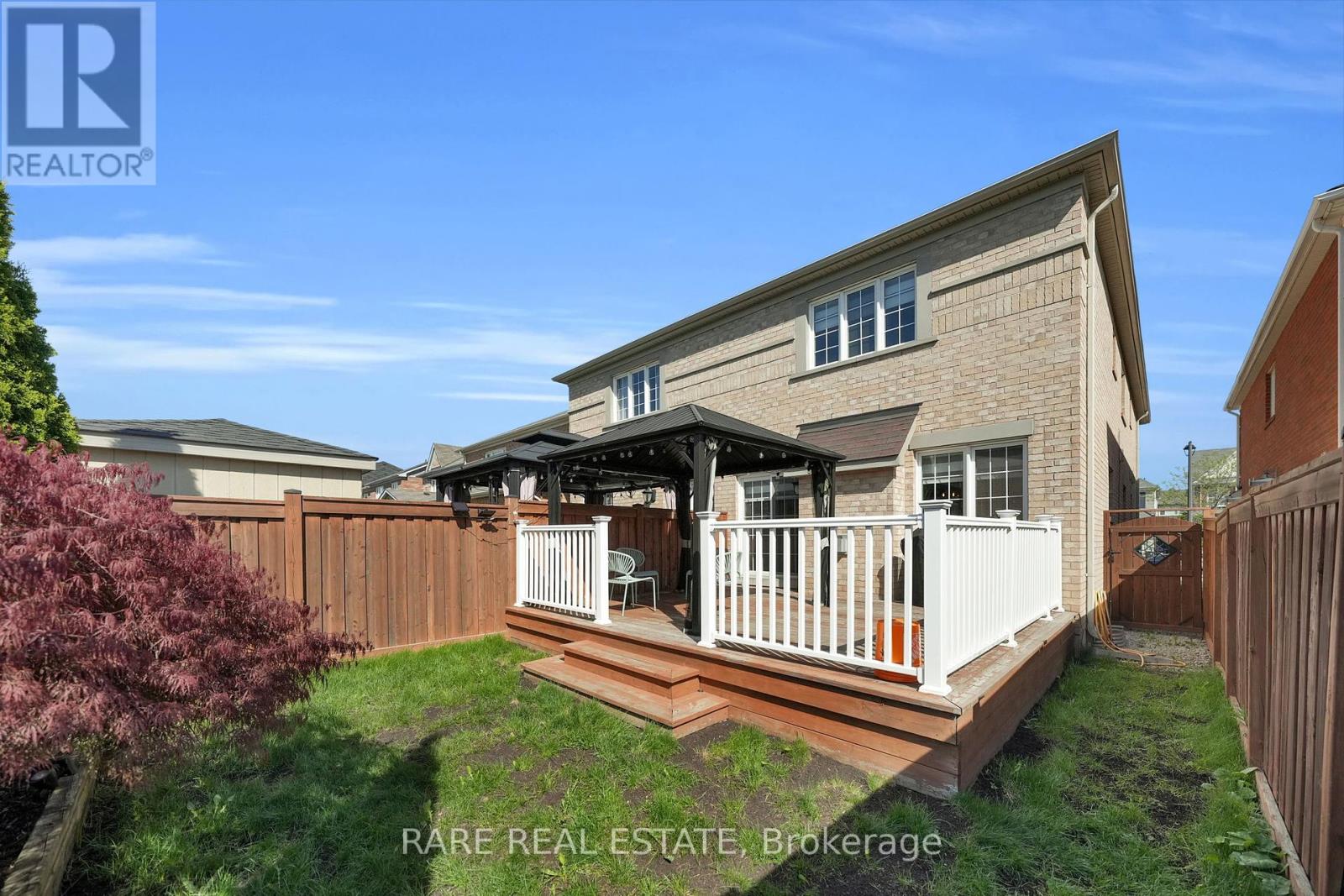 Photo 28 of 43 Acorn Lane, Bradford West Gwillimbury ON