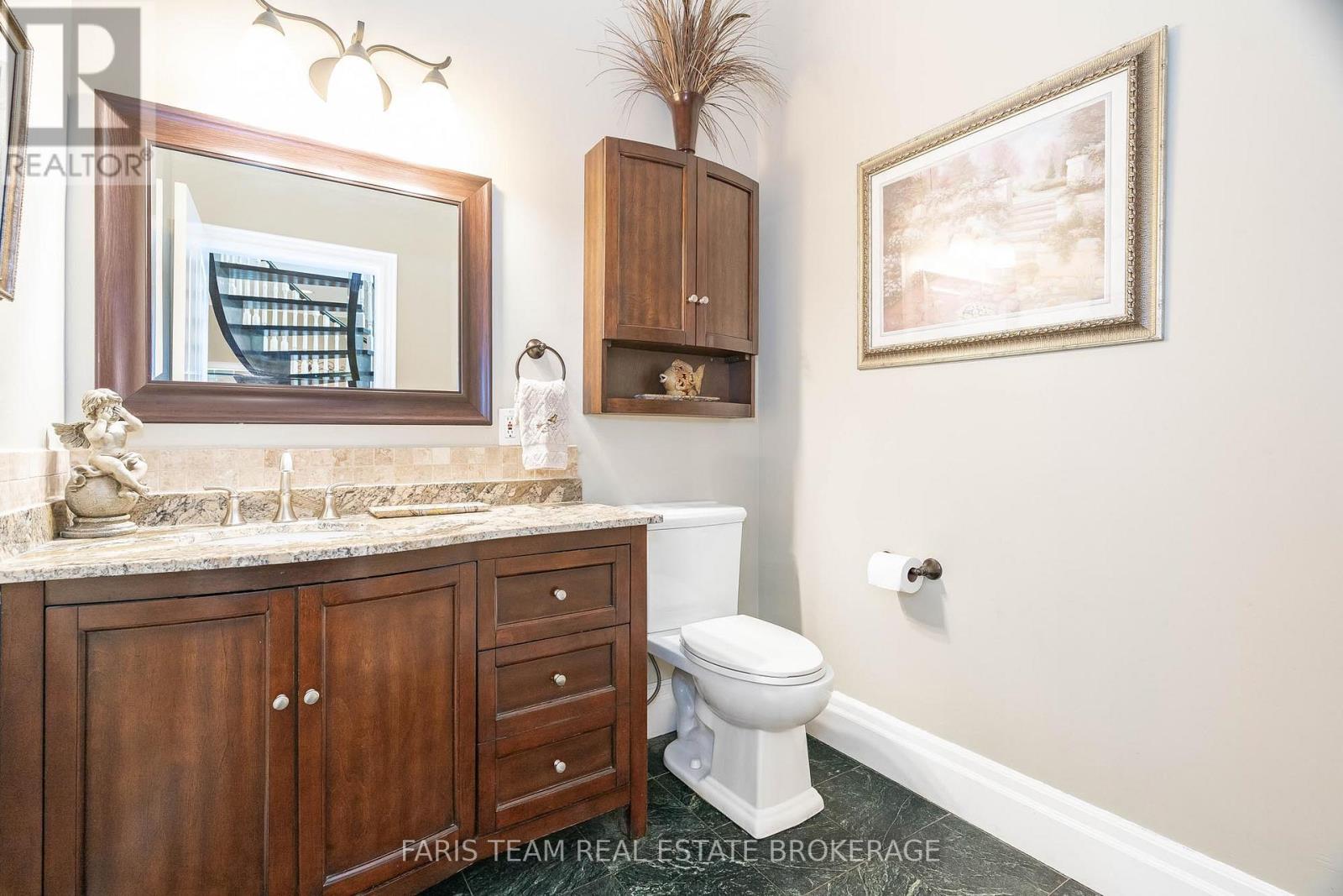 Photo 19 of 1826 Quantz Crescent, Innisfil ON