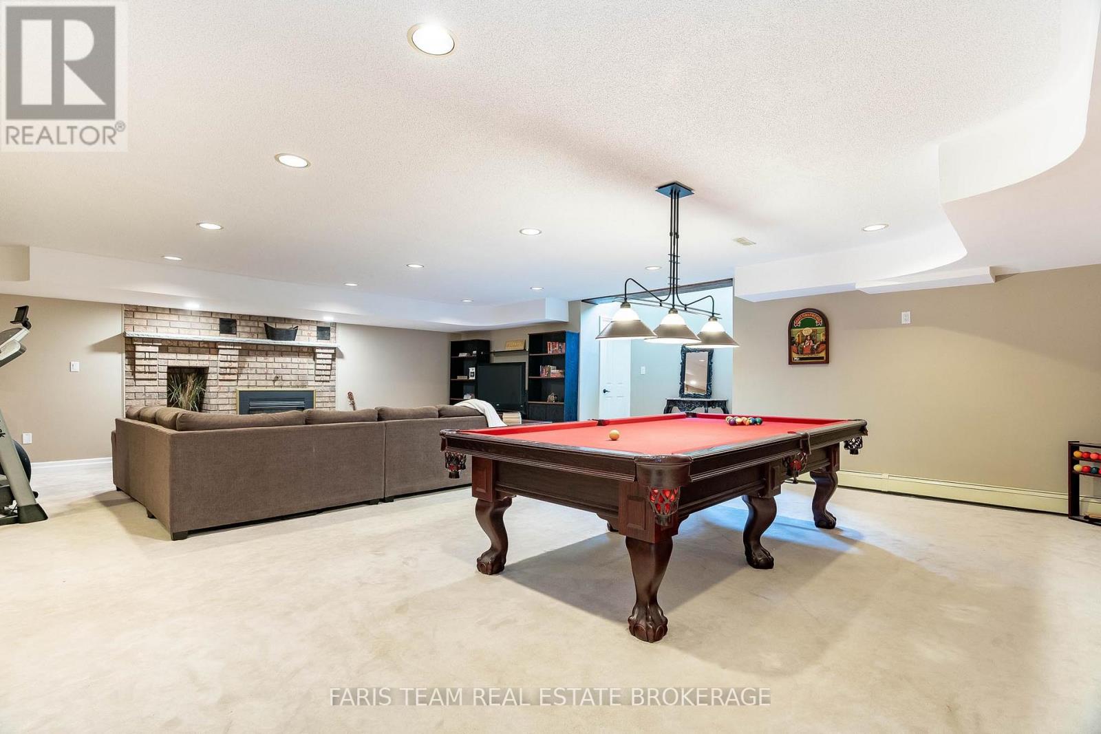 Photo 33 of 1826 Quantz Crescent, Innisfil ON