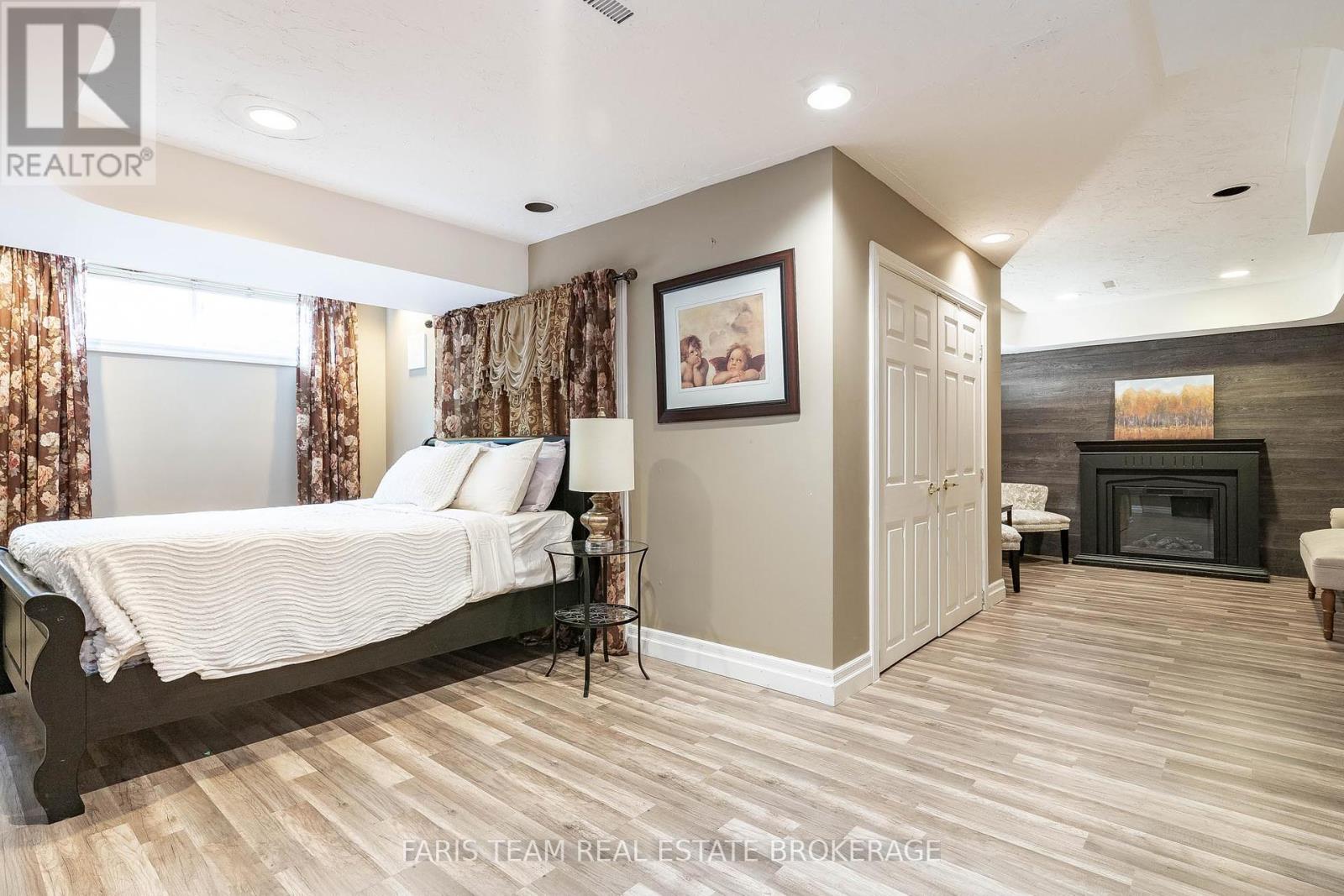 Photo 35 of 1826 Quantz Crescent, Innisfil ON