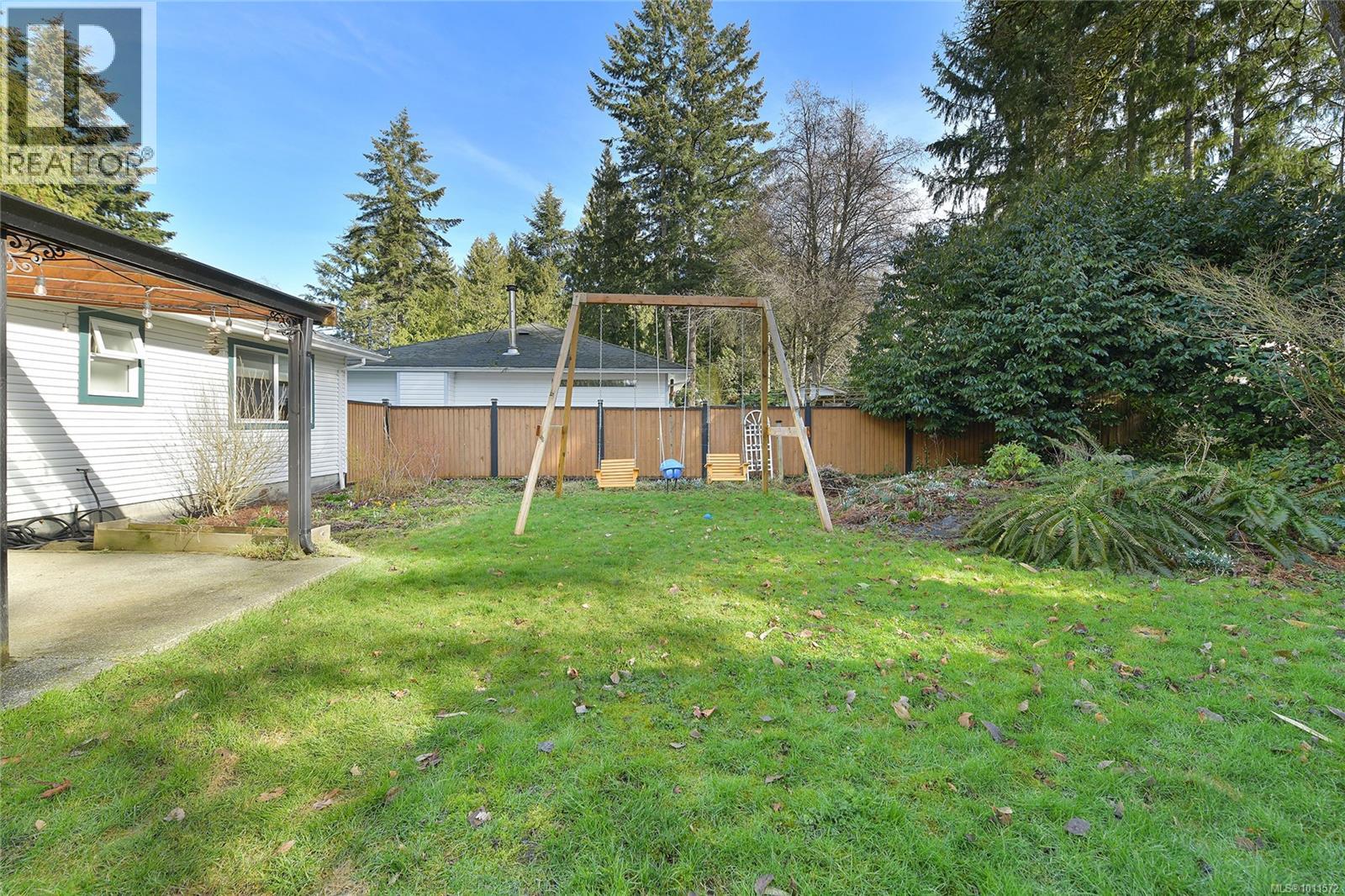 Photo 19 of 1752 Kalmar Rd, Shawnigan Lake BC