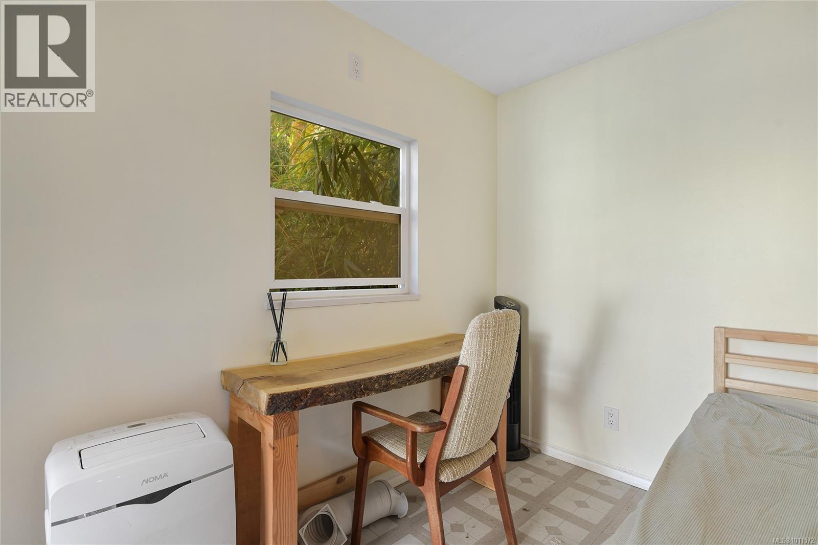 Photo 22 of 1752 Kalmar Rd, Shawnigan Lake BC