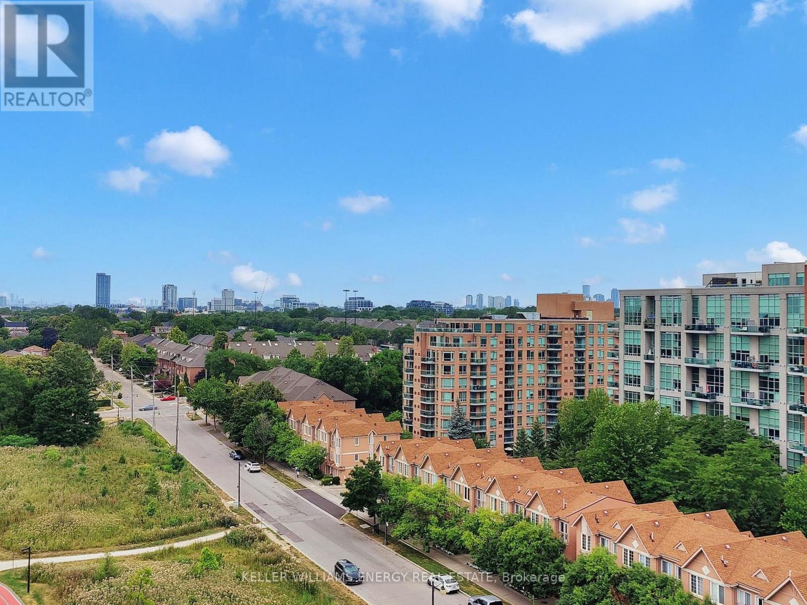 Photo 2 of 1021 251 Manitoba Street, Toronto ON