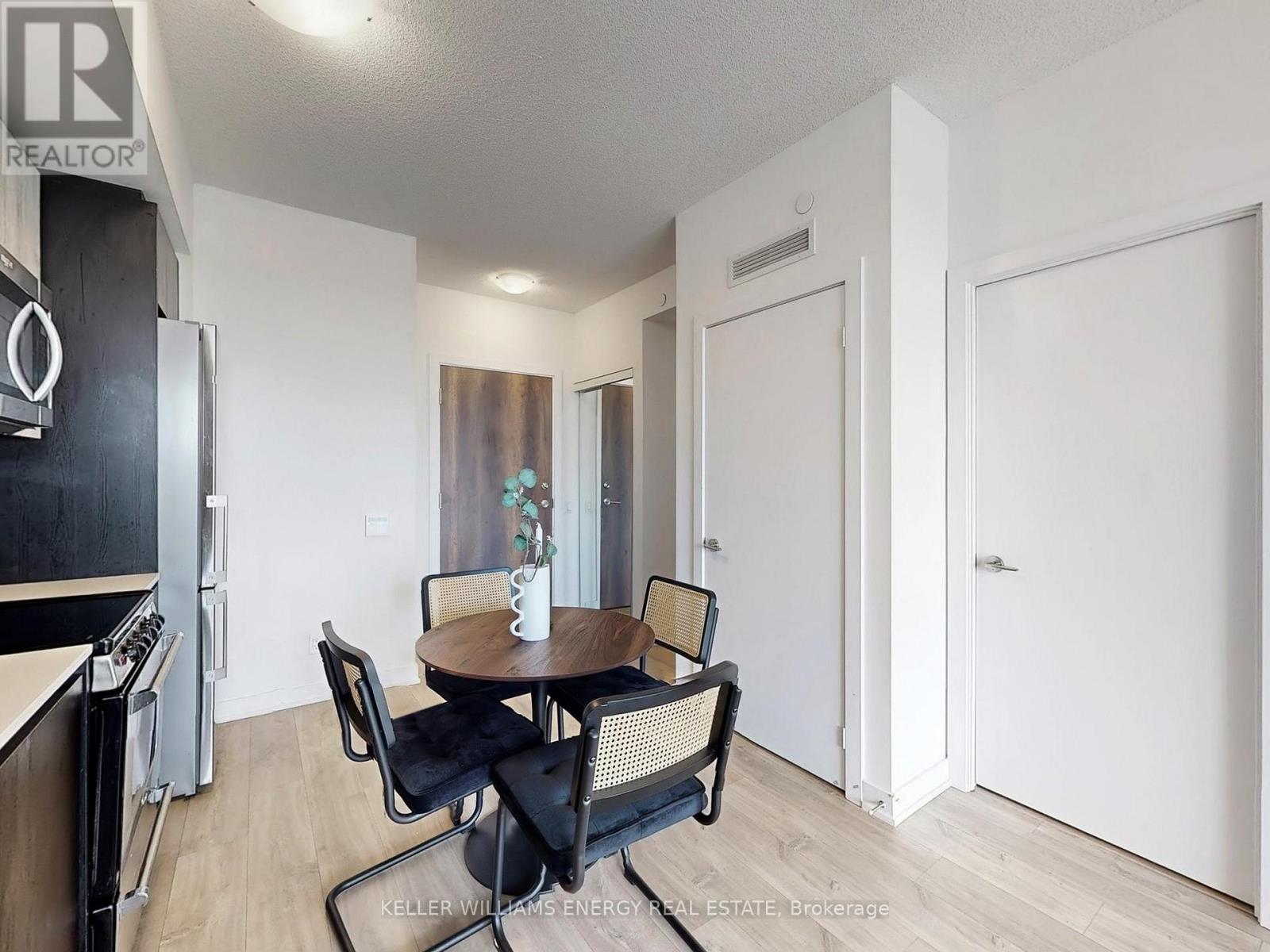 Photo 34 of 1021 251 Manitoba Street, Toronto ON