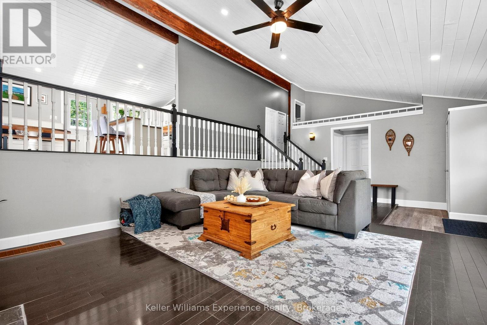 Photo 10 of 37 Crescent Drive, Tay ON