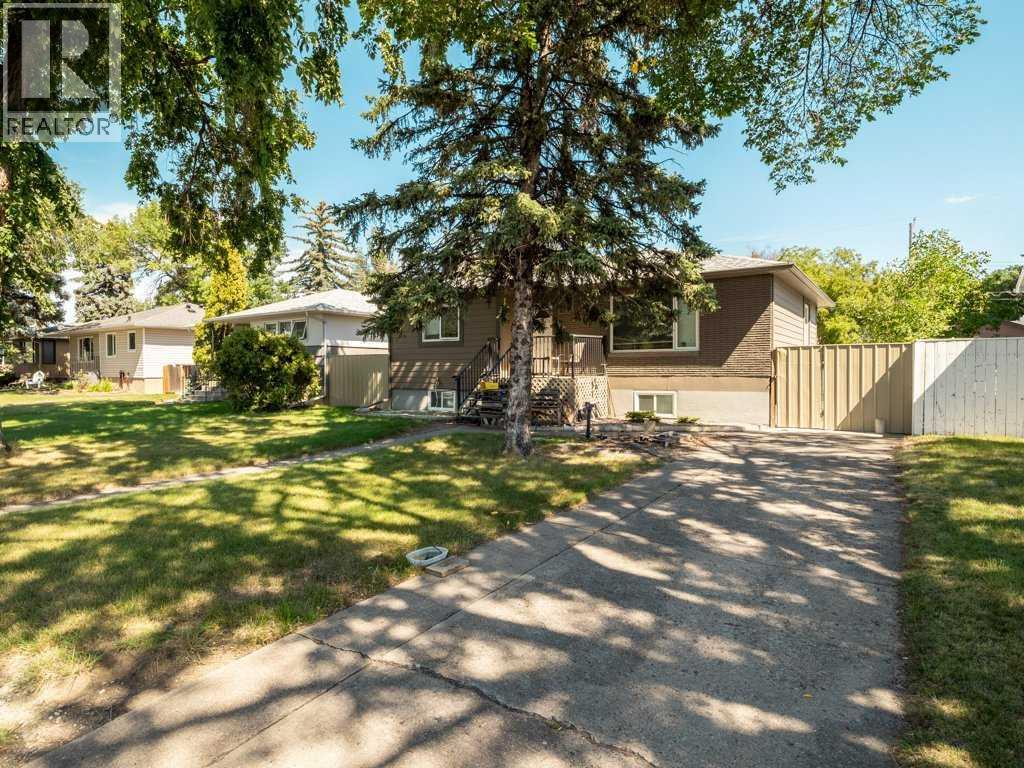 Single Family House Bungalow for Sale in   Street S Glendale Lethbridge 