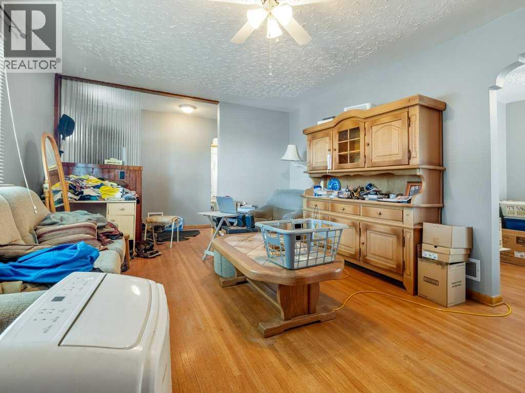 Single Family House Bungalow for Sale in   Street S Glendale Lethbridge 