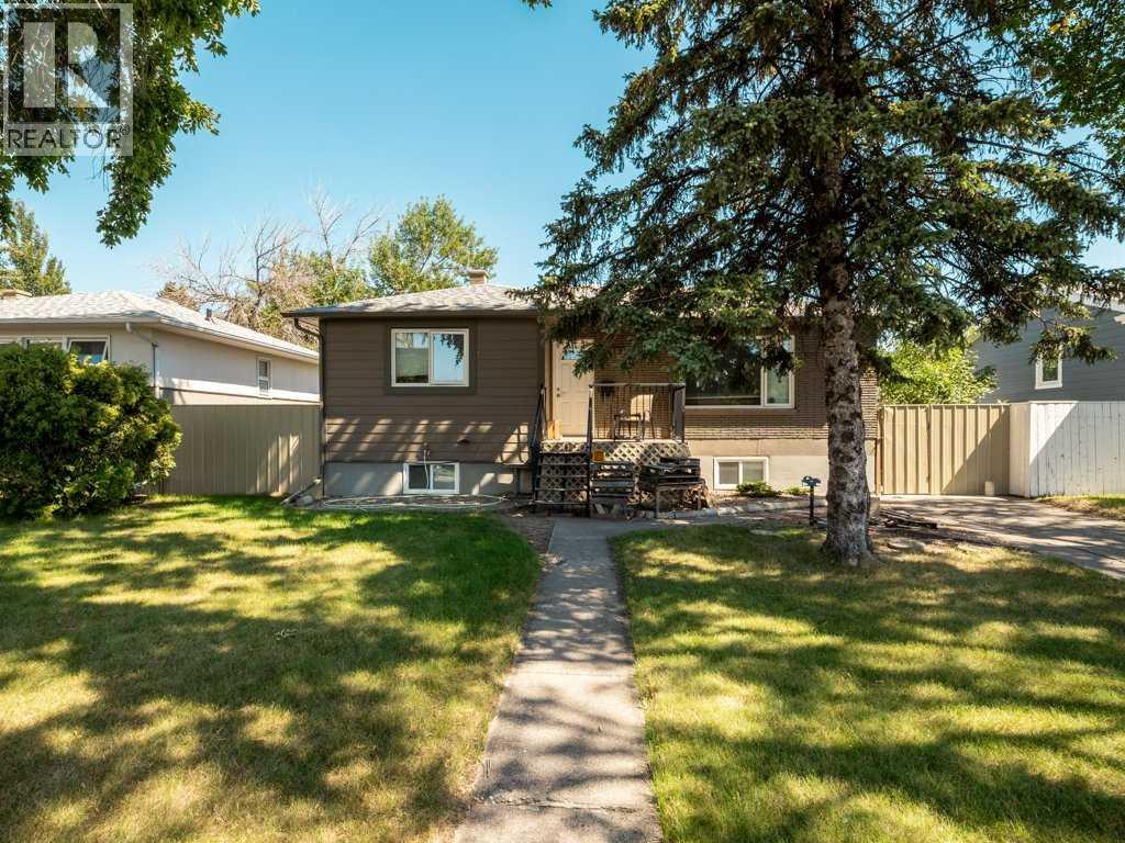 Single Family House Bungalow for Sale in   Street S Glendale Lethbridge 