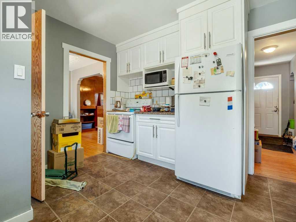 Single Family House Bungalow for Sale in   Street S Glendale Lethbridge 