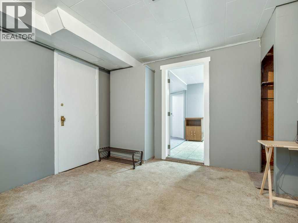 Single Family House Bungalow for Sale in   Street S Glendale Lethbridge 