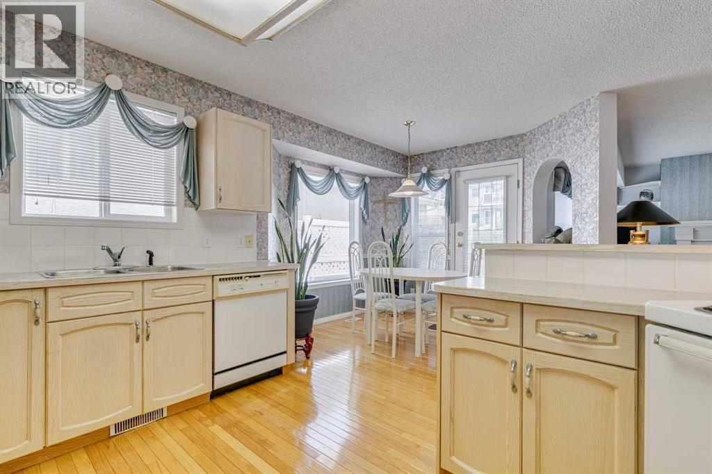 Single Family House Bungalow for Sale in  Sierra Morena Way SW Signal Hill Calgary 