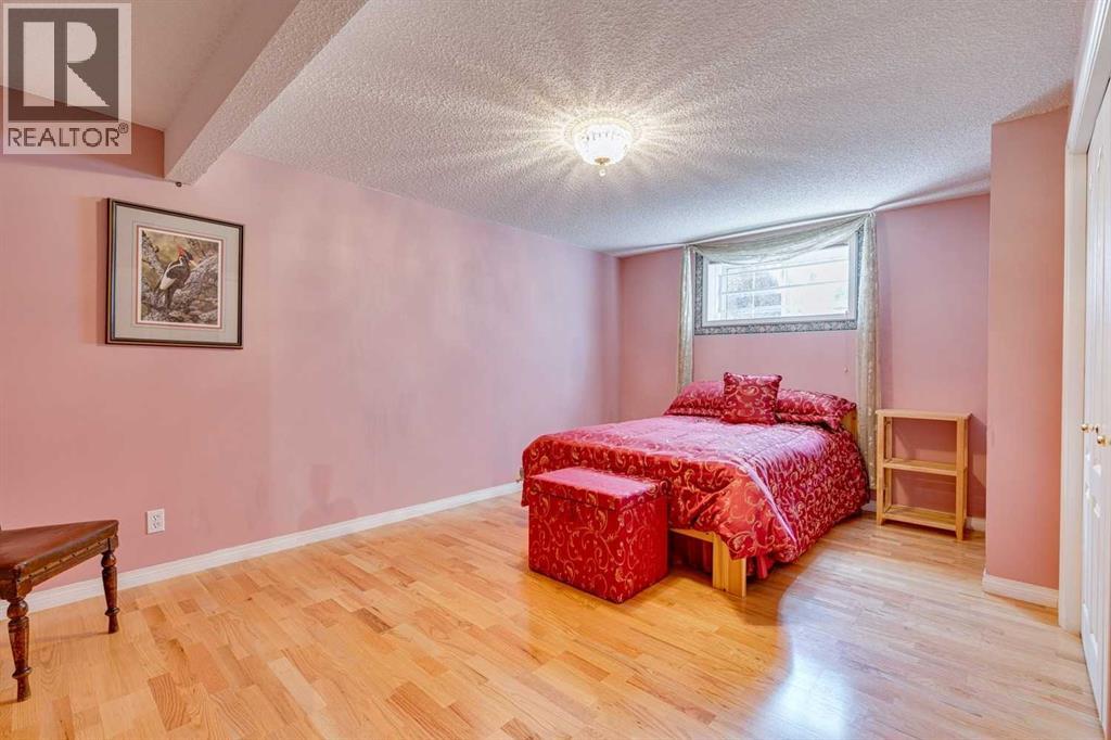 Single Family House Bungalow for Sale in  Sierra Morena Way SW Signal Hill Calgary 