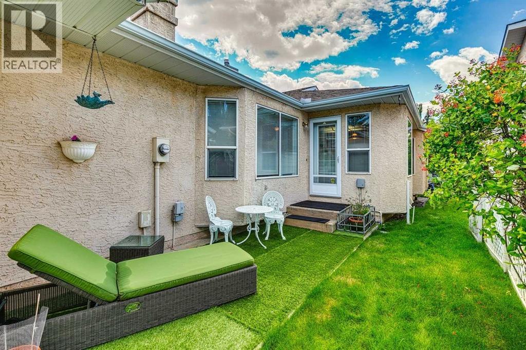 Single Family House Bungalow for Sale in  Sierra Morena Way SW Signal Hill Calgary 