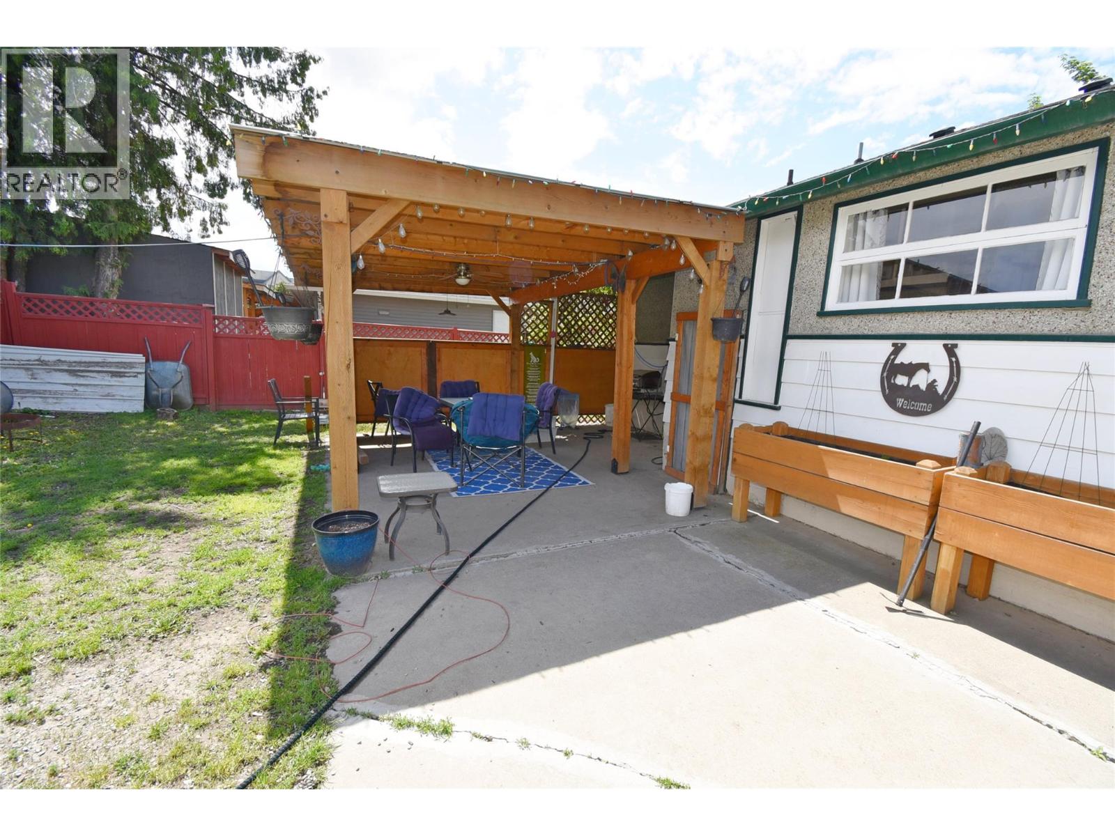 Photo 6 of 3011 38 Street, Vernon BC