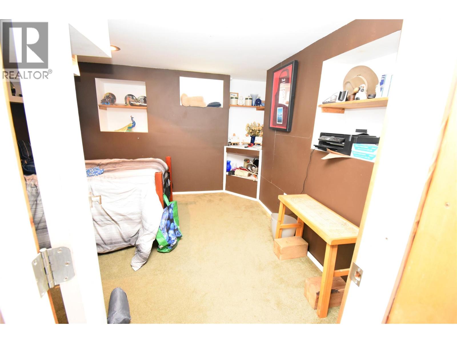 Photo 31 of 3011 38 Street, Vernon BC