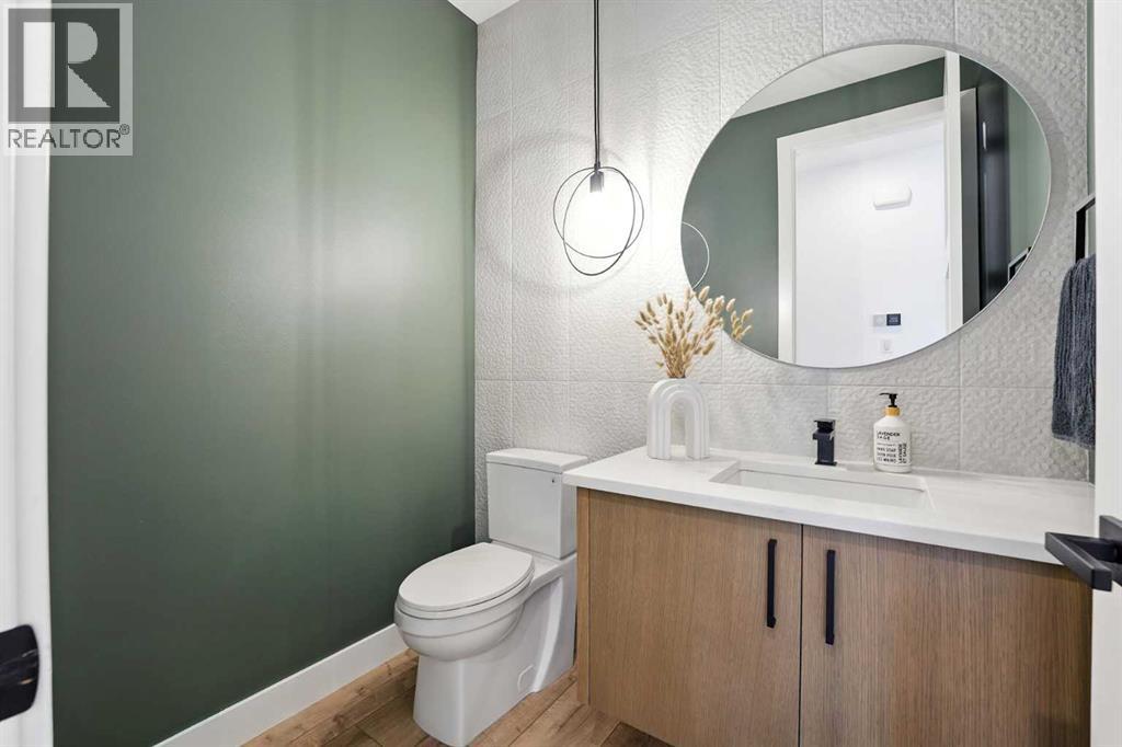 Single Family House for Sale in  Discovery Drive SW Discovery Ridge Calgary 