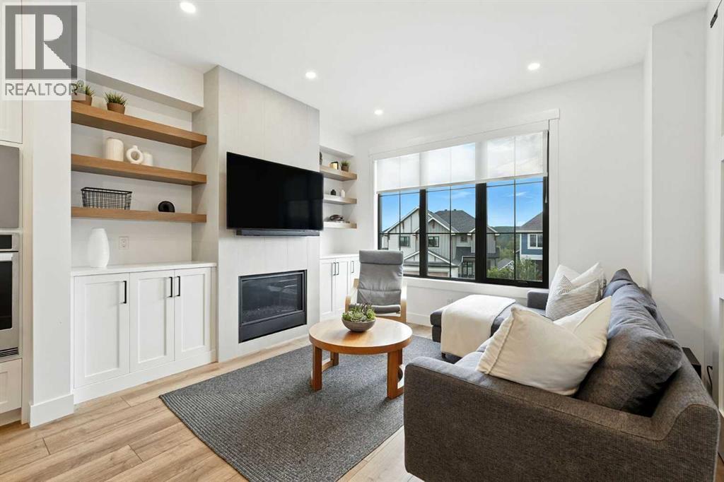 Single Family House for Sale in  Discovery Drive SW Discovery Ridge Calgary 