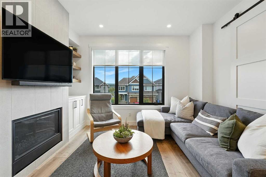 Single Family House for Sale in  Discovery Drive SW Discovery Ridge Calgary 