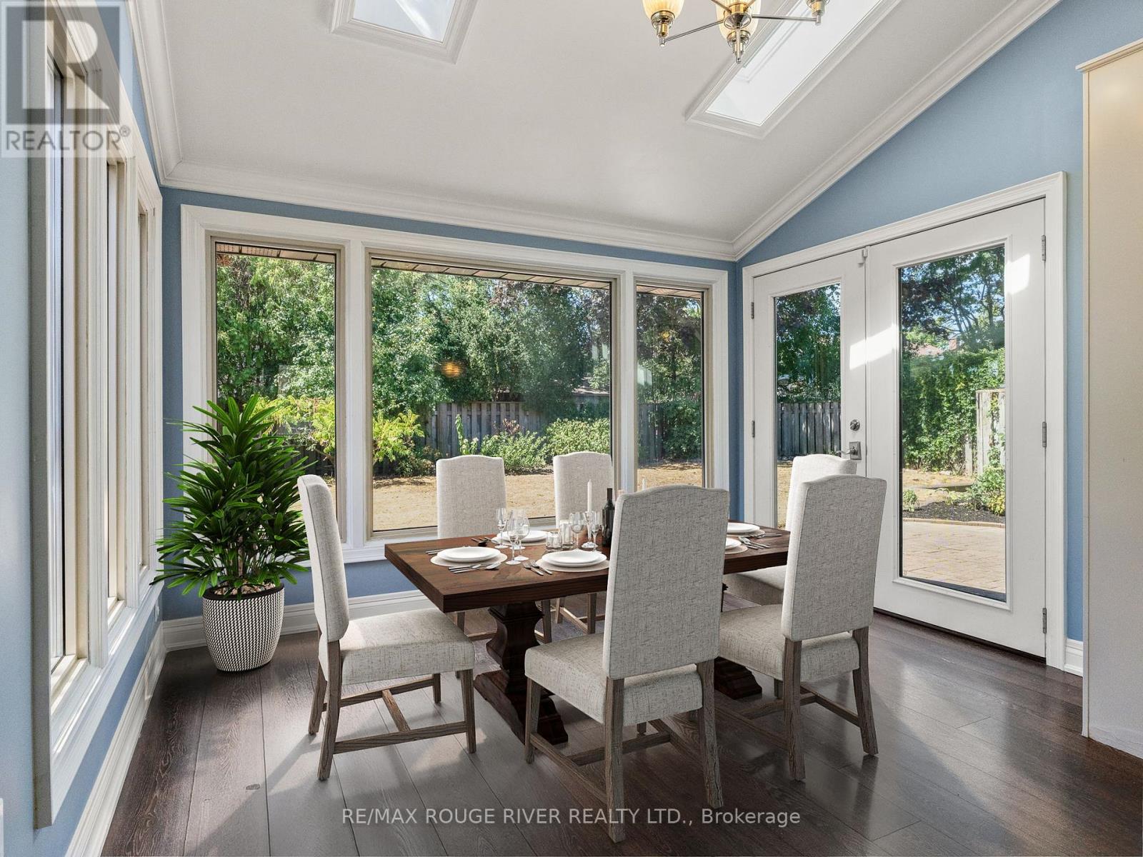 Photo 5 of 161 Armour Court, Cobourg ON