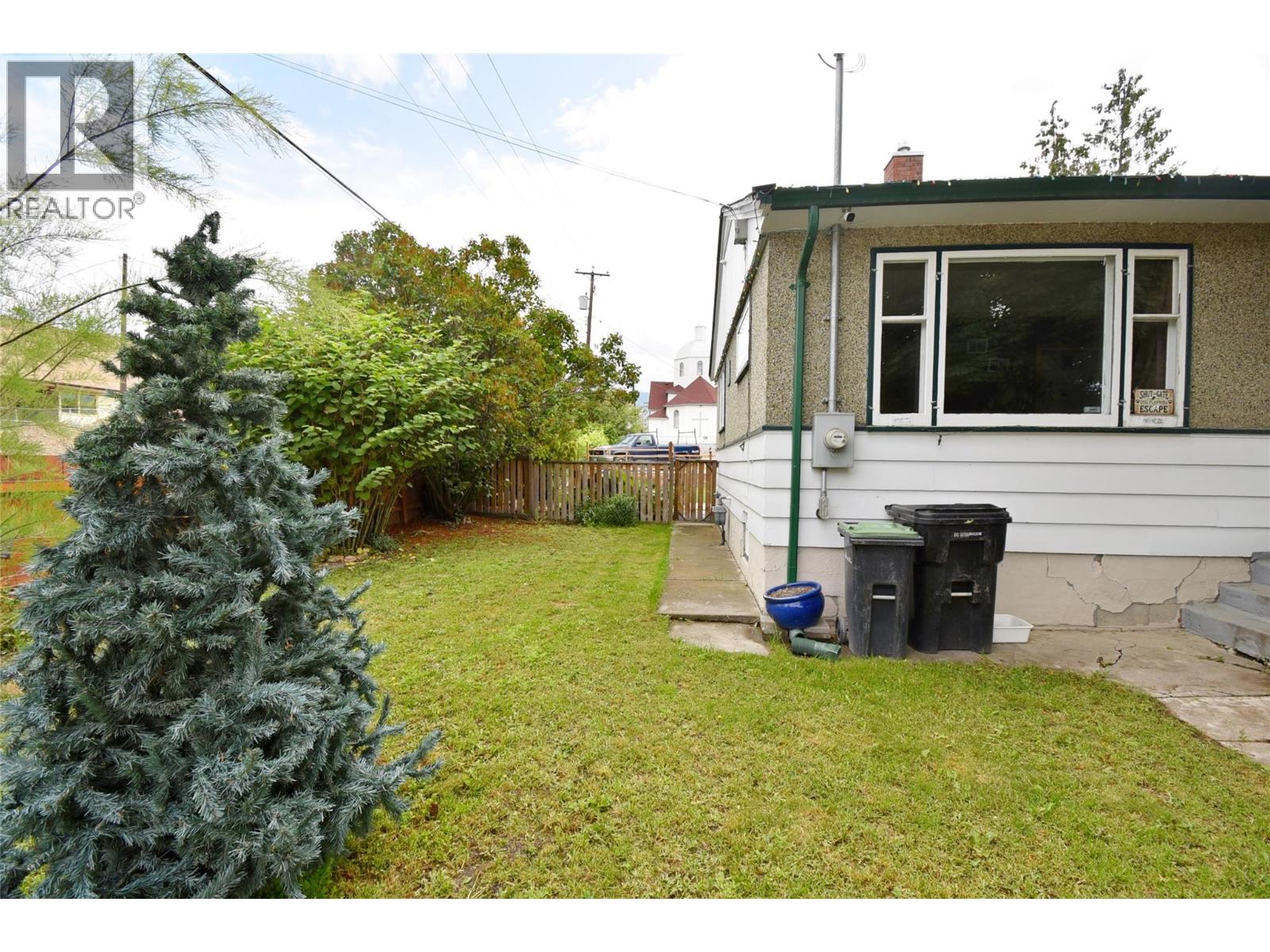 Photo 35 of 3011 38 Street, Vernon BC