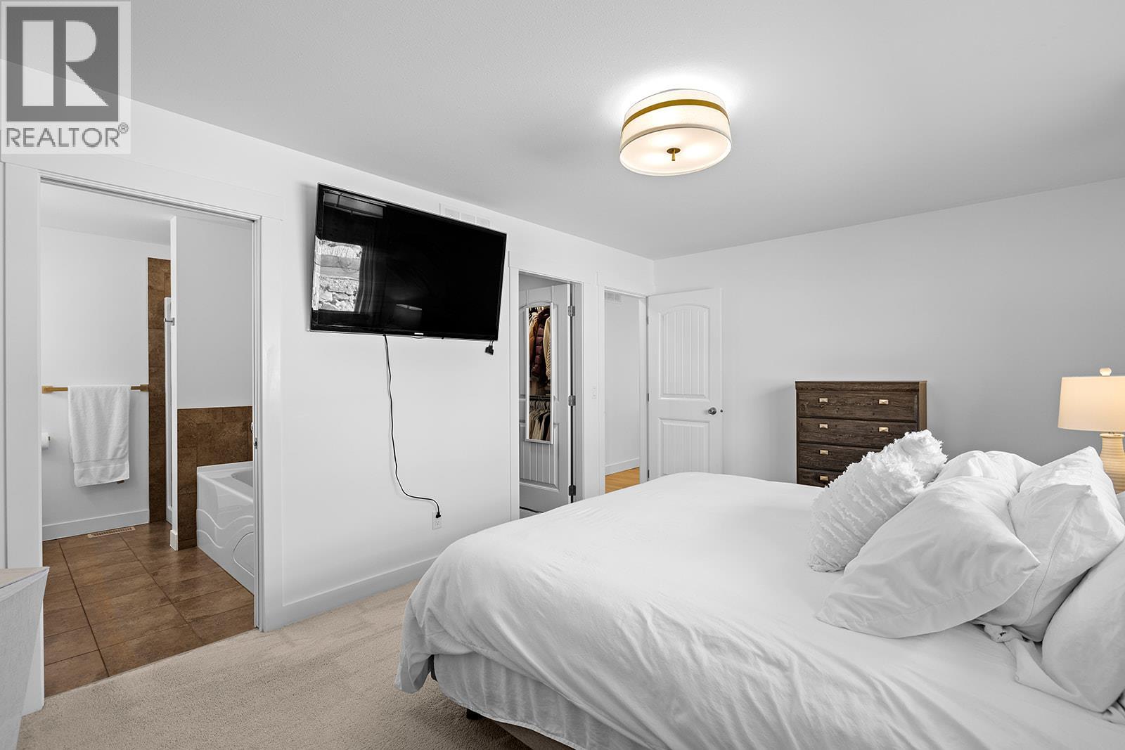 Photo 54 of 1326 Tanemura Crescent, Kelowna BC