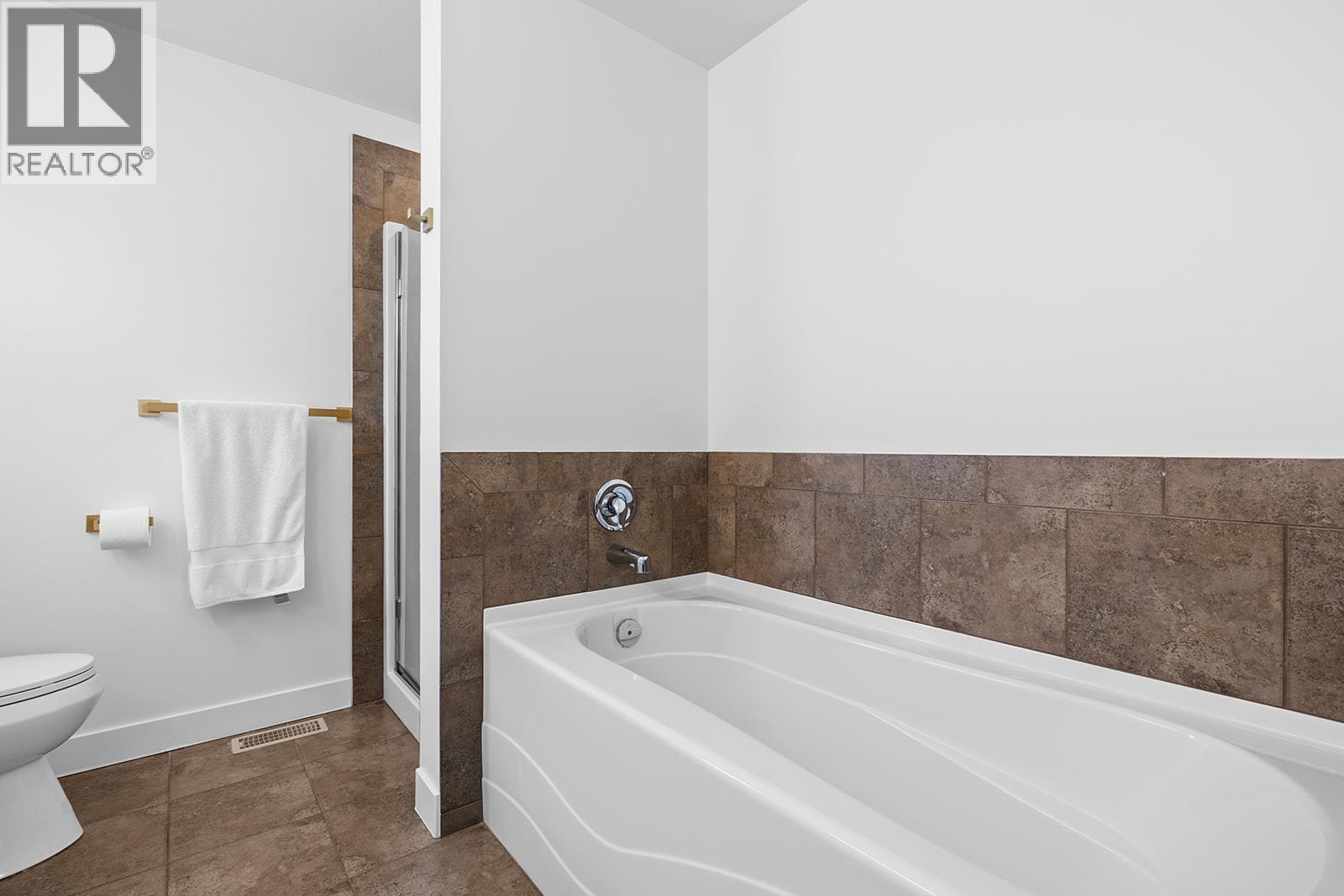 Photo 41 of 1326 Tanemura Crescent, Kelowna BC