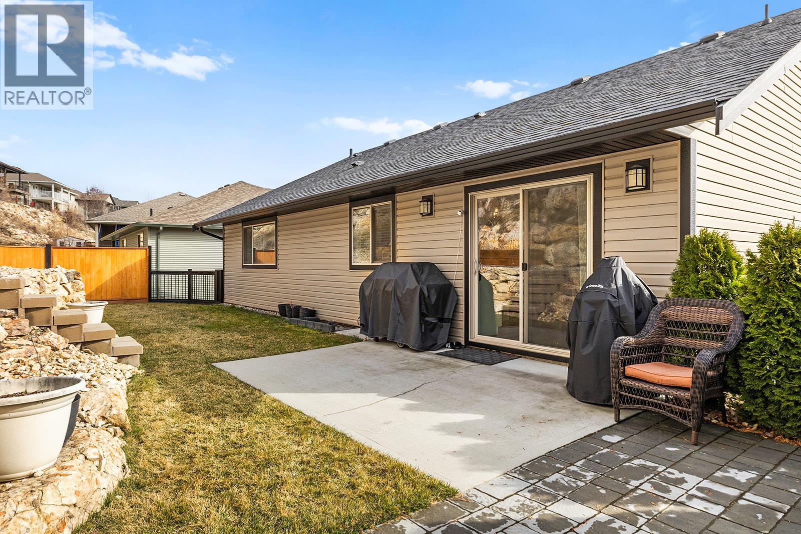 Photo 11 of 1326 Tanemura Crescent, Kelowna BC