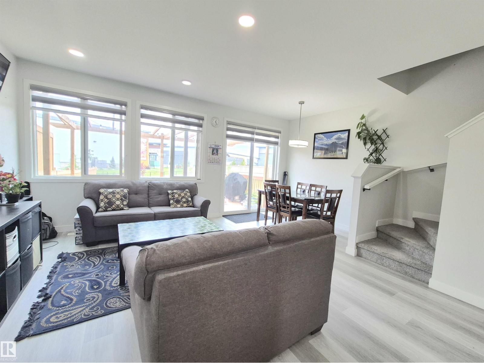 Photo 36 of 1727 Plum Cr Sw, Edmonton AB