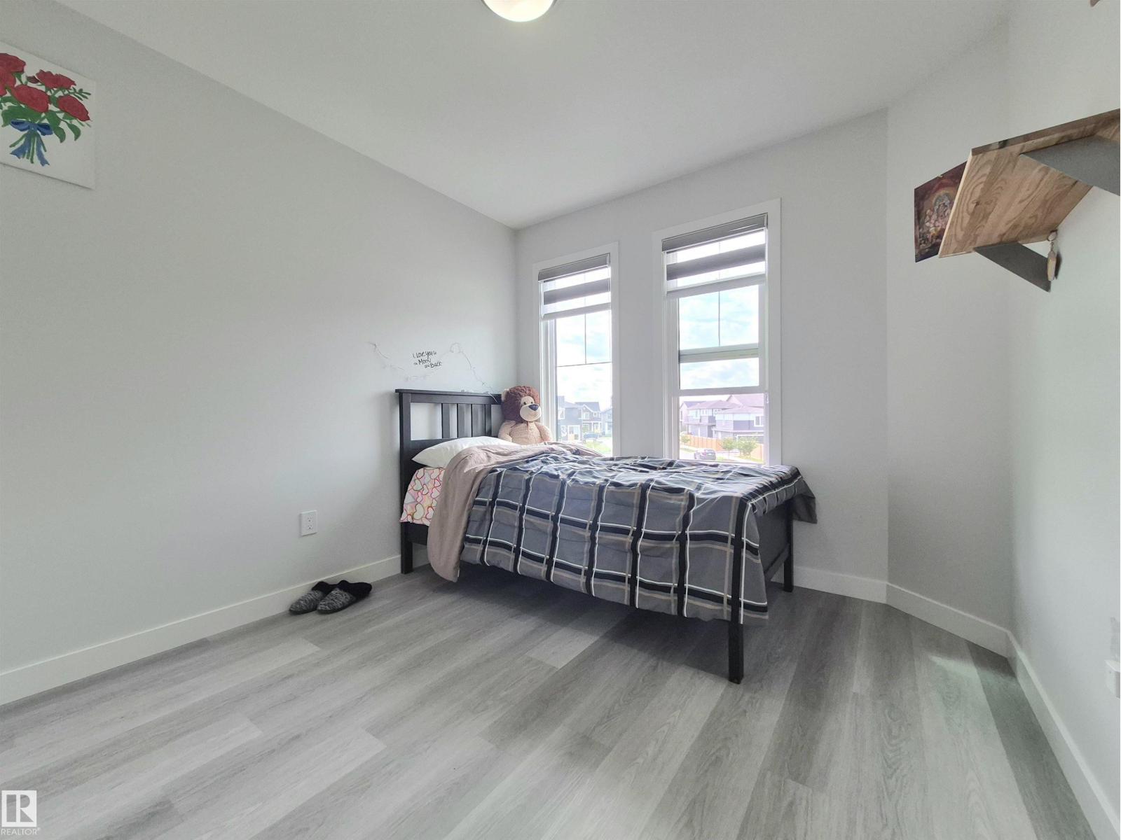 Photo 25 of 1727 Plum Cr Sw, Edmonton AB