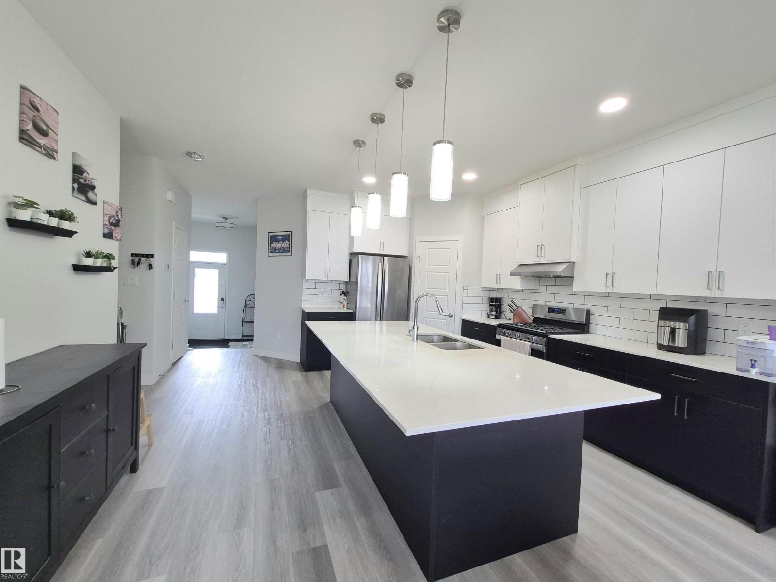 Photo 33 of 1727 Plum Cr Sw, Edmonton AB