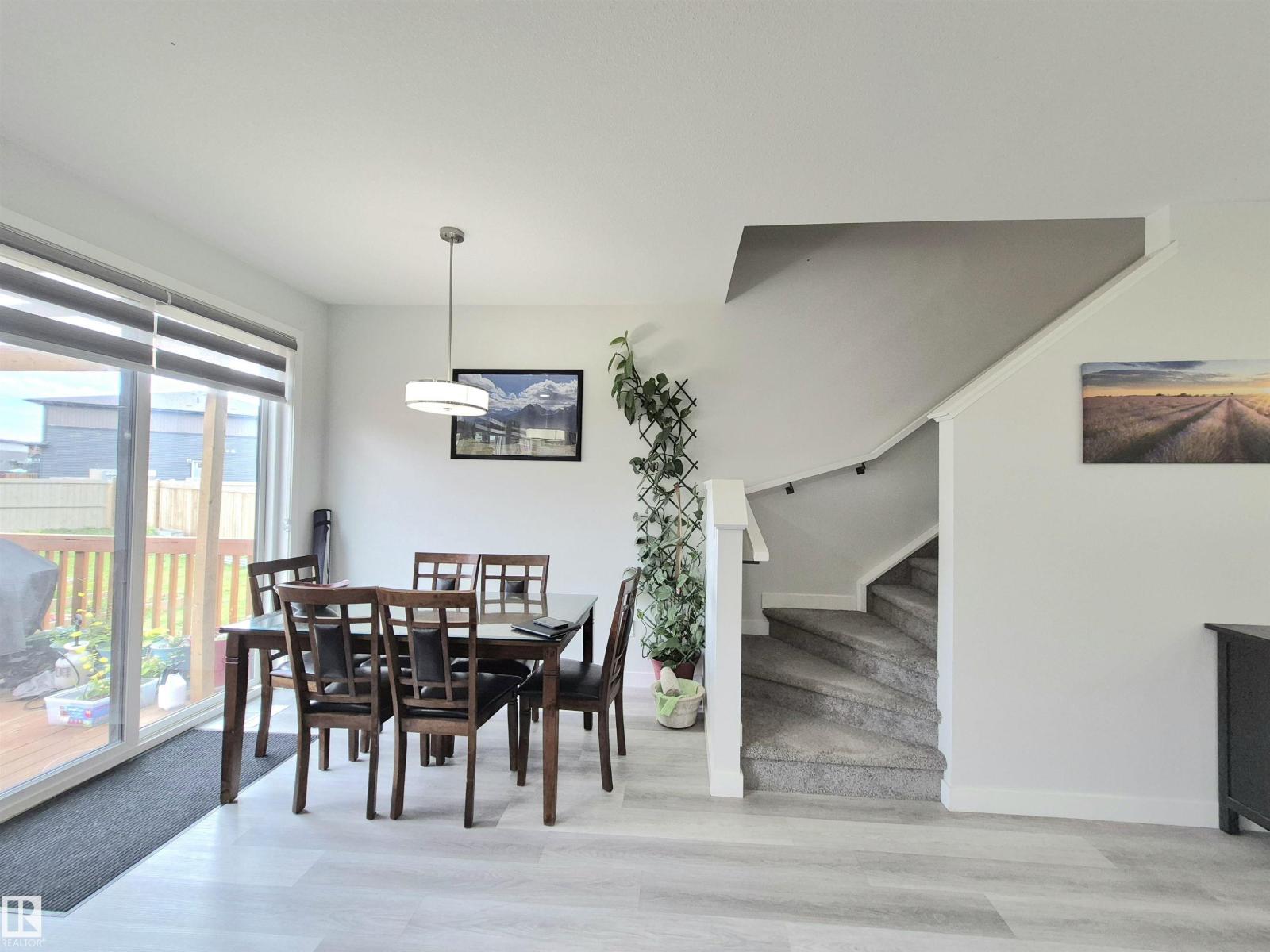 Photo 37 of 1727 Plum Cr Sw, Edmonton AB