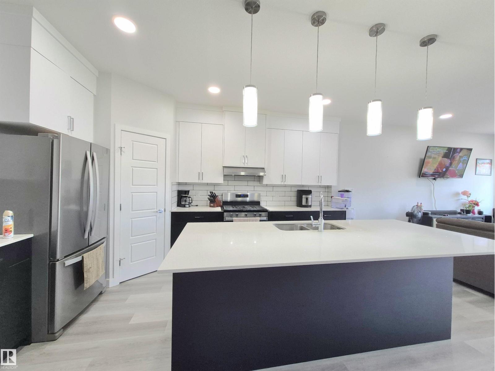 Photo 28 of 1727 Plum Cr Sw, Edmonton AB