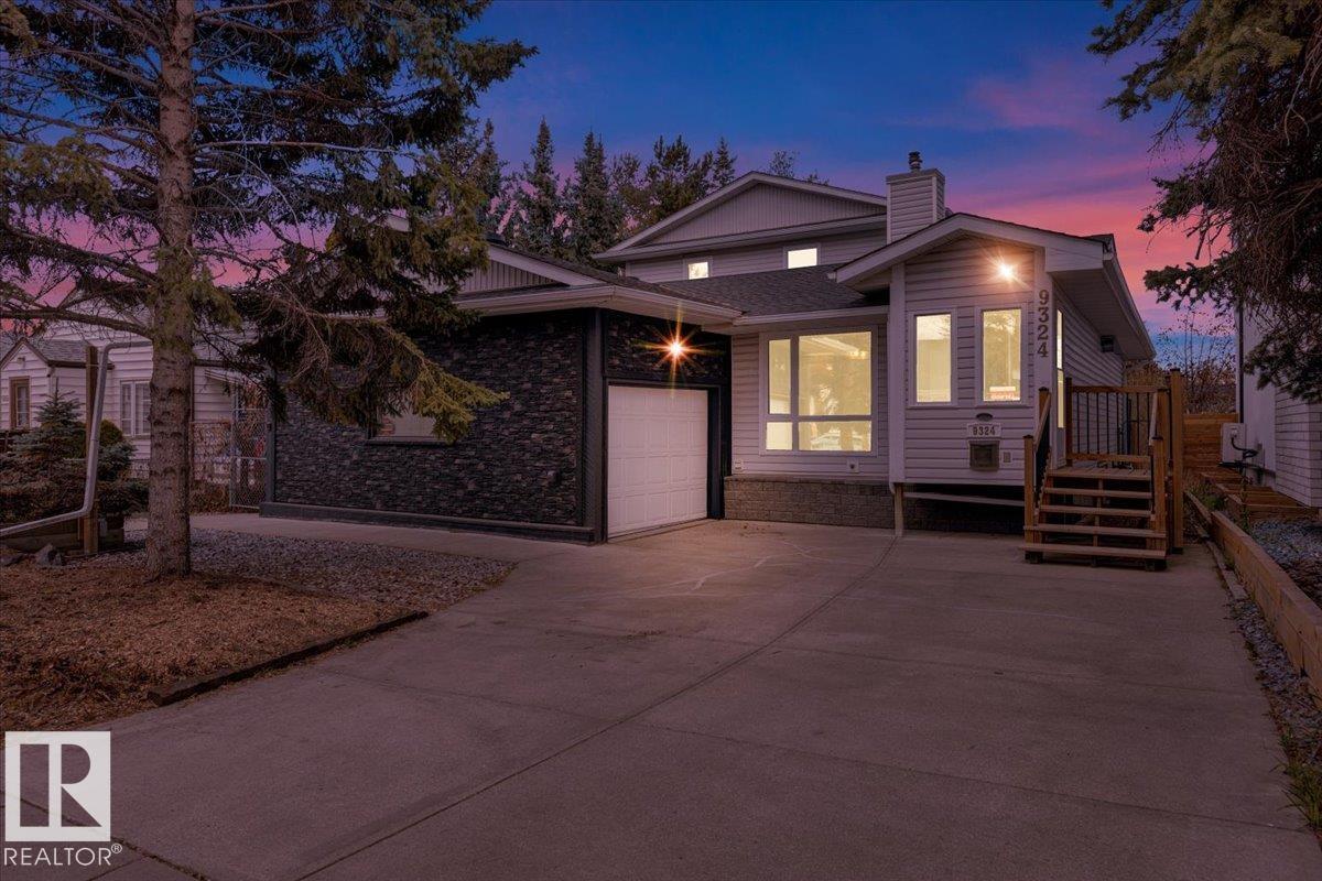 Photo 2 of 9324 75 Av Nw, Edmonton AB