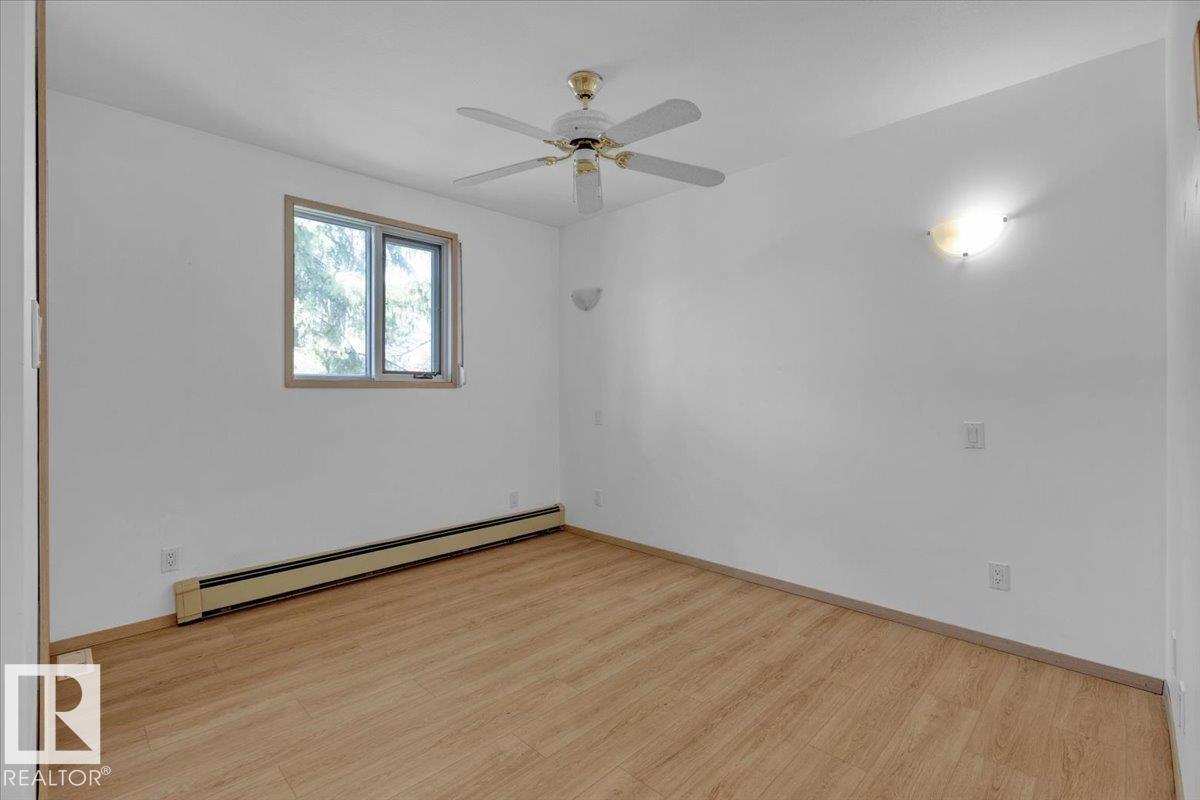 Photo 32 of 9324 75 Av Nw, Edmonton AB