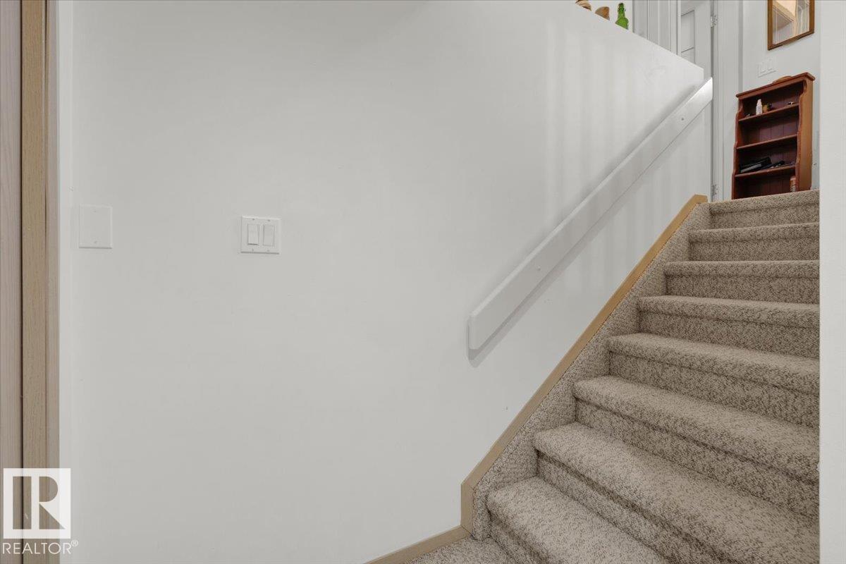 Photo 41 of 9324 75 Av Nw, Edmonton AB