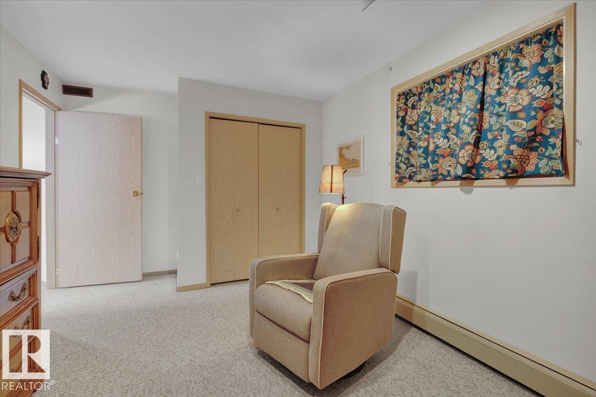 Photo 54 of 9324 75 Av Nw, Edmonton AB