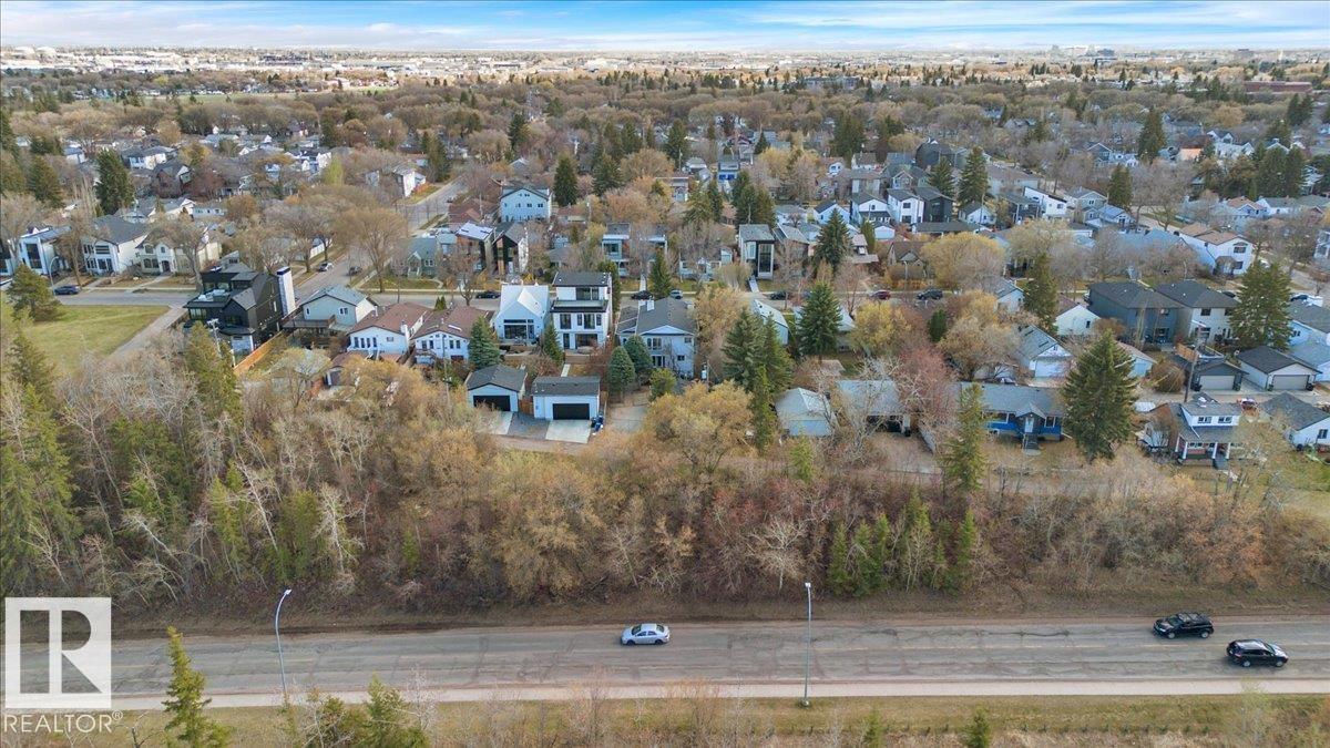 Photo 69 of 9324 75 Av Nw, Edmonton AB