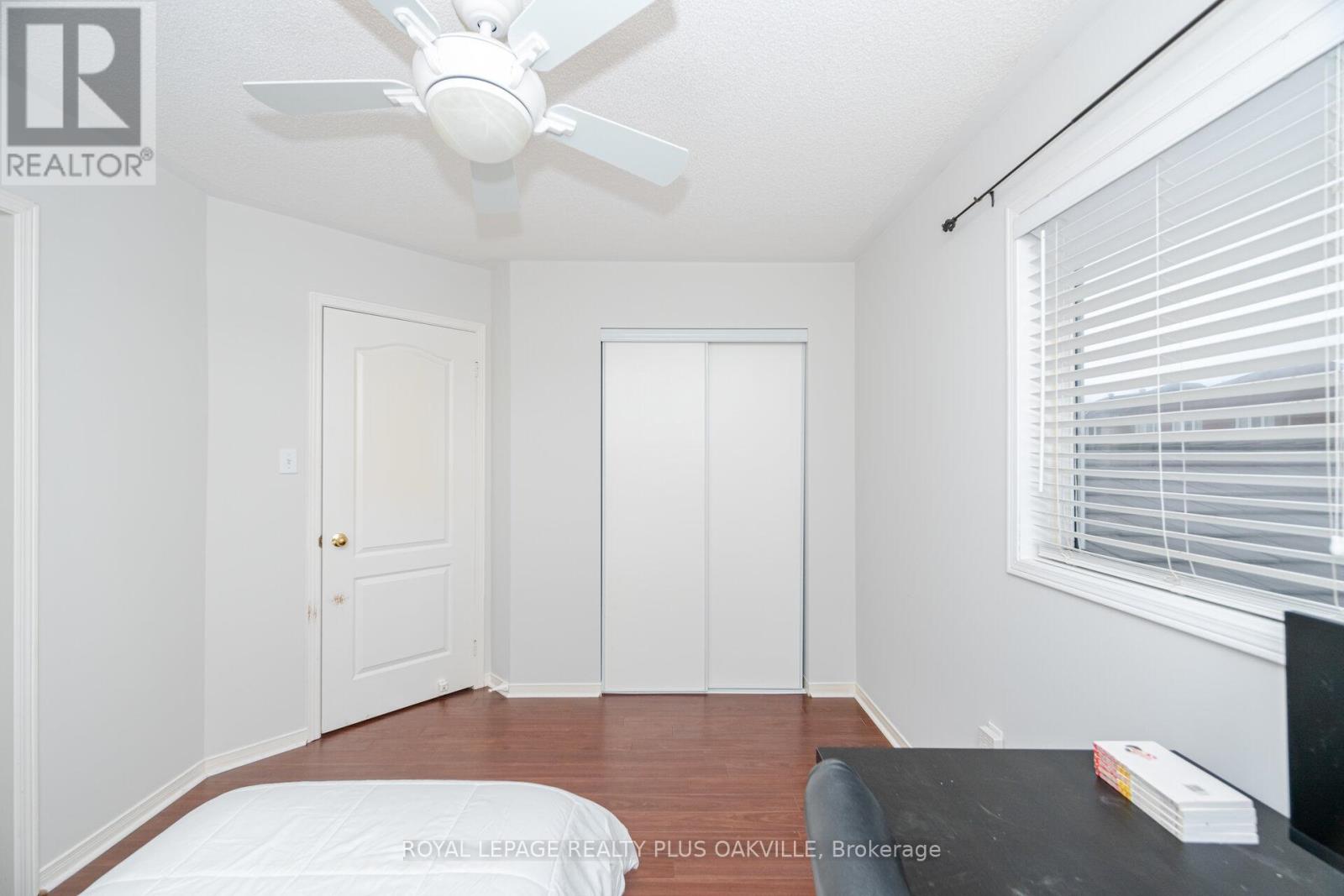 Photo 37 of 5974 Tweed Court, Mississauga ON