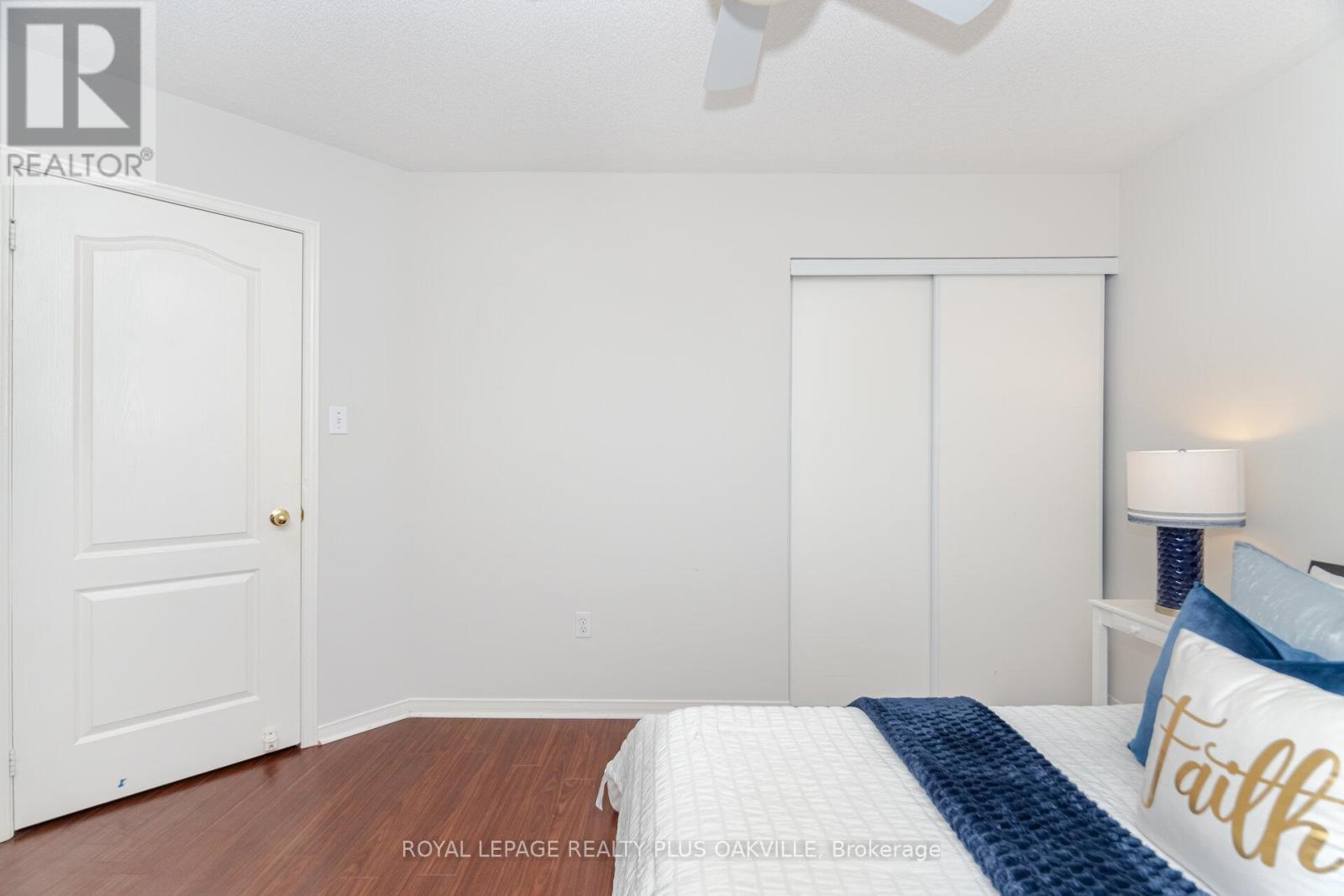 Photo 40 of 5974 Tweed Court, Mississauga ON