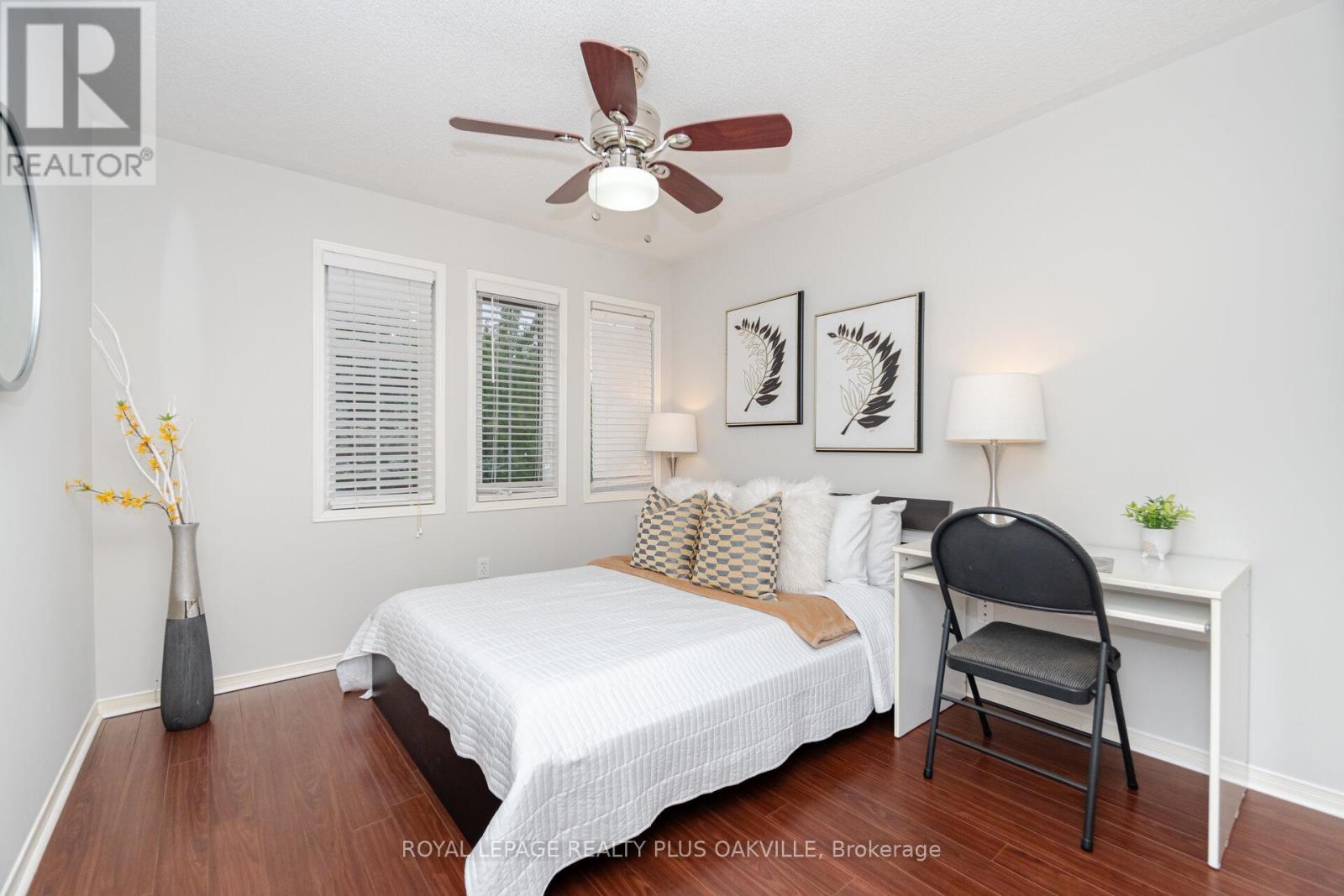 Photo 41 of 5974 Tweed Court, Mississauga ON