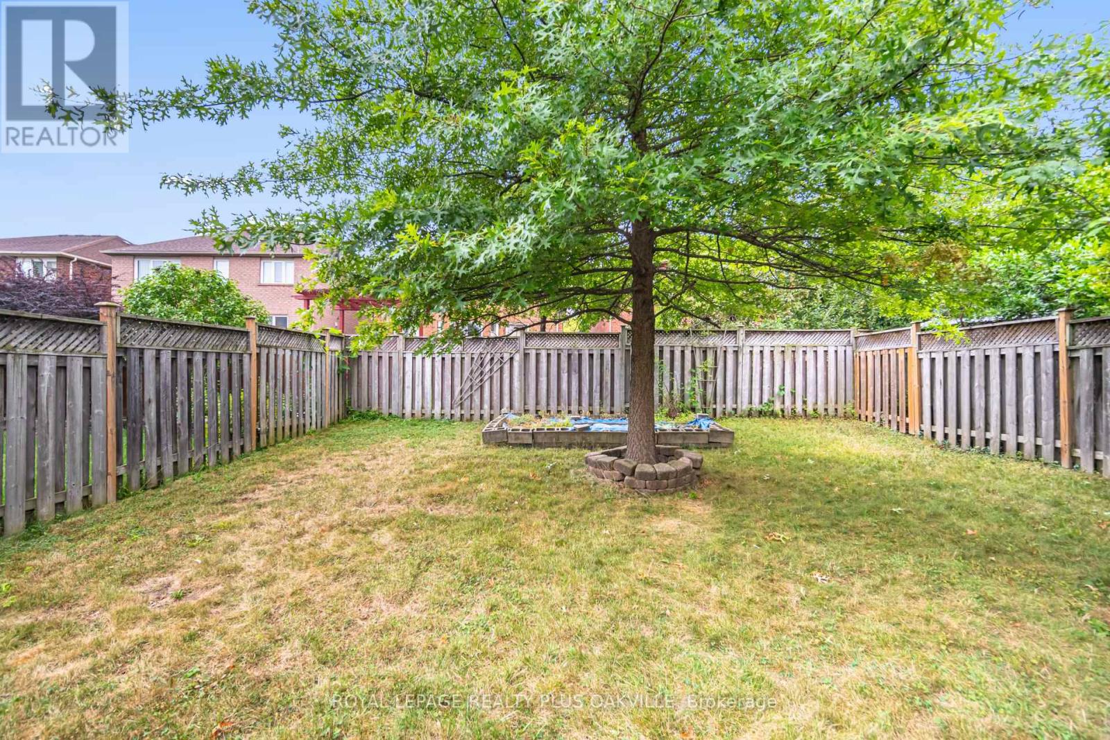 Photo 48 of 5974 Tweed Court, Mississauga ON