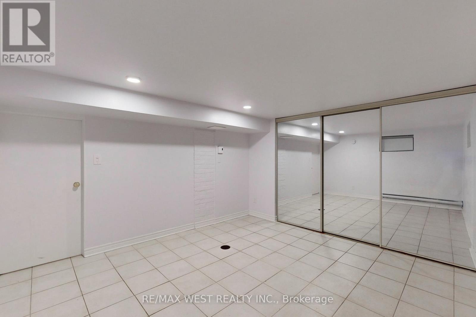 Photo 8 of 206 Howard Park Avenue, Toronto ON
